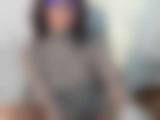 Live cam show with M A R T I N A - Shorthair on Soda Cam
