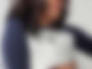 M A R T I N A MILF webcam performer live streaming
