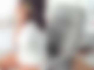 Live cam show with M A R T I N A - Cum Mature on livesuperchat.net