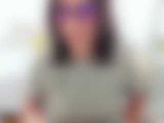 Live cam show with M A R T I N A - Double Penetration on Camming Site