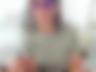 Live cam show with M A R T I N A - Striptease MILF on nudelive.tv