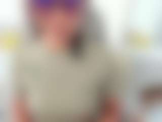 Live cam show with M A R T I N A - Indian Fingering on luckytryst.com | colombia