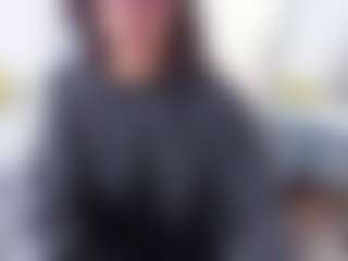 M A R T I N A MILF webcam performer live streaming