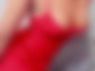 Live cam show with M A R T I N A - Striptease MILF on live18s.com