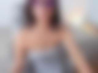 Live cam show with M A R T I N A - Granny Dildo on Soda Cam