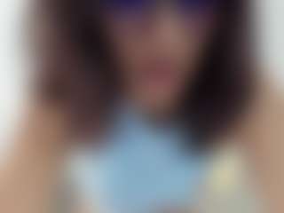 Live cam show with M A R T I N A - Lovense Small Tits on infinitiblacc.com