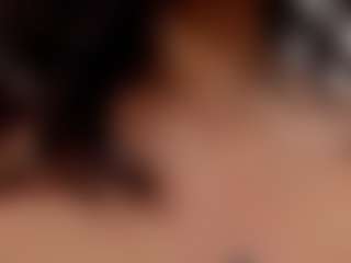 Live cam show with M A R T I N A - Fingering MILF on makecum.org
