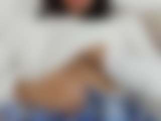 Live cam show with M A R T I N A - Joi on chickslive.net