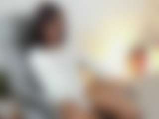 Live cam show with M A R T I N A - Flashing on xxxlivecams.org