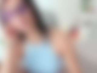 Live cam show with M A R T I N A - Natural on sexylive.show