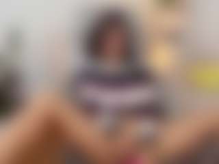 Live cam show with M A R T I N A - School on intimatelivegirls.com