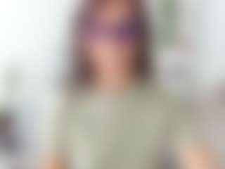 M A R T I N A MILF webcam performer live streaming