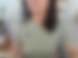 M A R T I N A MILF webcam performer live streaming