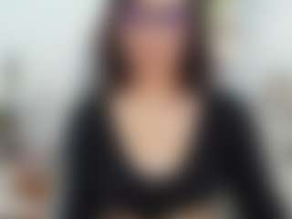 M A R T I N A MILF webcam performer live streaming