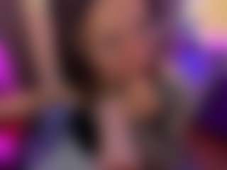 Live cam show with antonellasmithh - Upskirt on fuklive.com