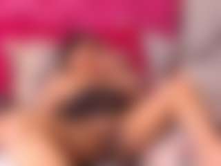 Live cam show with sarawiills - Living Room on Camsoda