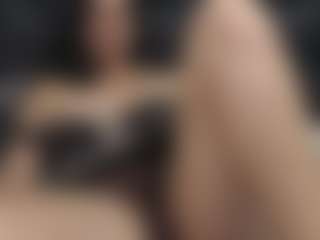 bella-paula MILF webcam performer live streaming
