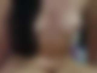bella-paula MILF webcam performer live streaming
