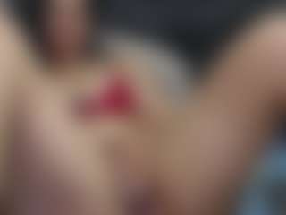 bella-paula MILF webcam performer live streaming