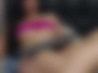 bella-paula MILF webcam performer live streaming