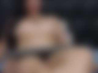 bella-paula MILF webcam performer live streaming