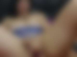 bella-paula MILF webcam performer live streaming