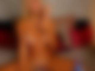 katarinapetrovax's Live Sex Cam Show