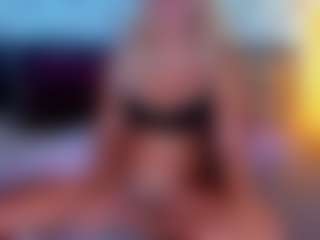 Live cam show with katarinapetrovax - Blonde Hair on dropp.cam