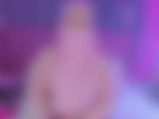 Live cam show with melanyqueen - Public on Camsoda