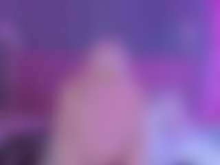 Live cam show with melanyqueen - Public on Camsoda