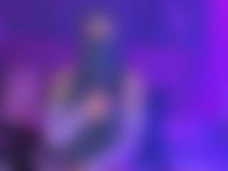 Live cam show with melanyqueen - Public on Dare Cams