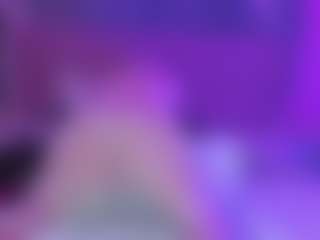 Live cam show with melanyqueen - Normal on Milfs Live