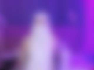 Live cam show with melanyqueen - BBW on Camming Site
