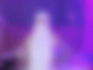 Live cam show with melanyqueen - Public on Camming Site