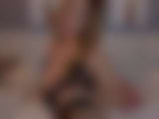 Live cam show with Sra. NATASHA WALKER - Lingerie on Milf Play