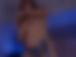 Live cam show with Sra. NATASHA WALKER - Tease Curvy on livesexfox.com