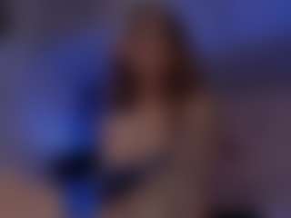 Live cam show with Sra. NATASHA WALKER - Facial on camgirlchat.live