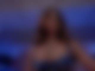 Live cam show with Sra. NATASHA WALKER - Tease Blonde Hair on Instabang