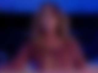 Live cam show with Sra. NATASHA WALKER - White on StripNow | colombia