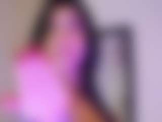 Live cam show with Martina - HD Toys on AdultVida.com