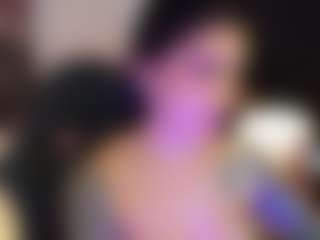 Live cam show with Martina - Fucking on xfollow cams