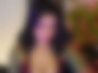 Live cam show with Martina - Average on xDating