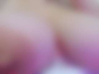 juliana-bigboobs's Live Sex Cam Show