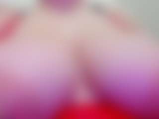 juliana-bigboobs's Live Sex Cam Show