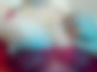 juliana-bigboobs's Live Sex Cam Show