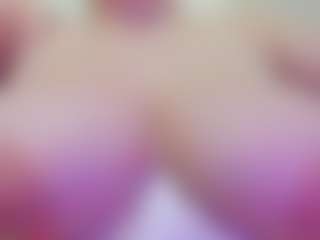 juliana-bigboobs MILF webcam performer live streaming