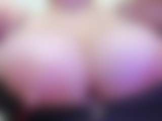 juliana-bigboobs MILF webcam performer live streaming