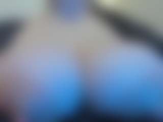 Live cam show with juliana-bigboobs - Mature on Uber Horny