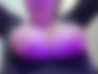juliana-bigboobs MILF webcam performer live streaming