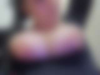 Live cam show with juliana-bigboobs - Handjob on AdultVida.com